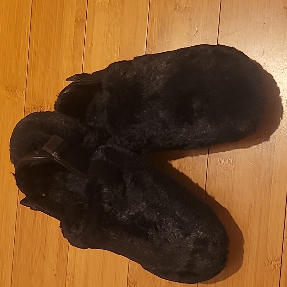 Nike Calm Slipper